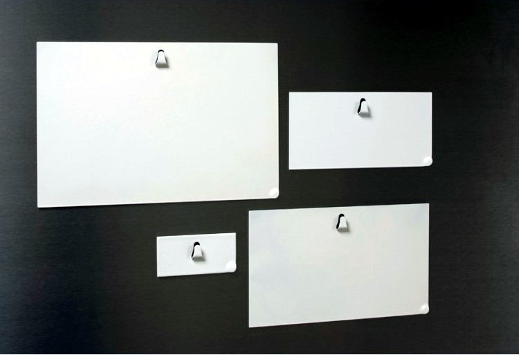 Hanging art with magnets - STAS picture hanging systems